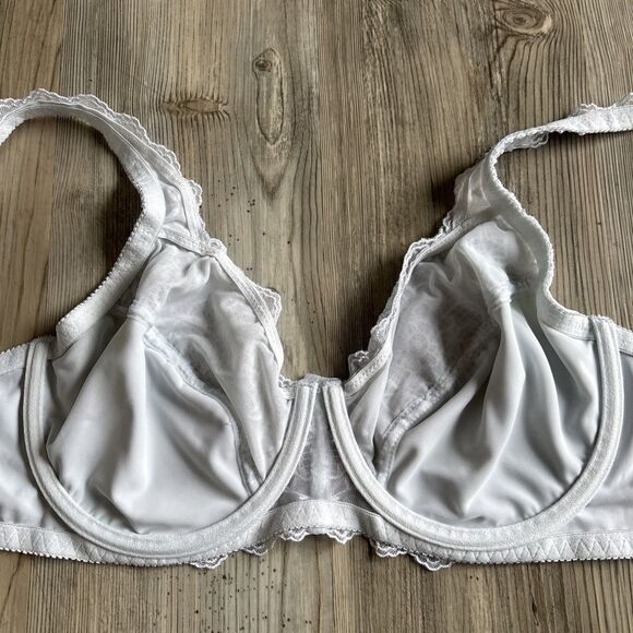 CURVE MUSE LACY WHITE BRA, UNDERWIRE CLOTH LINING SIZE - 36D - Picture 9 of 9